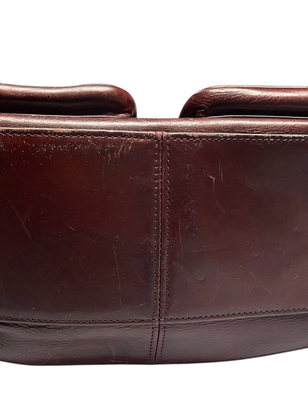 Vintage Wilsons Genuine Leather medium sized Messenger Crossbody Satchel Bag - Picture 14 of 16